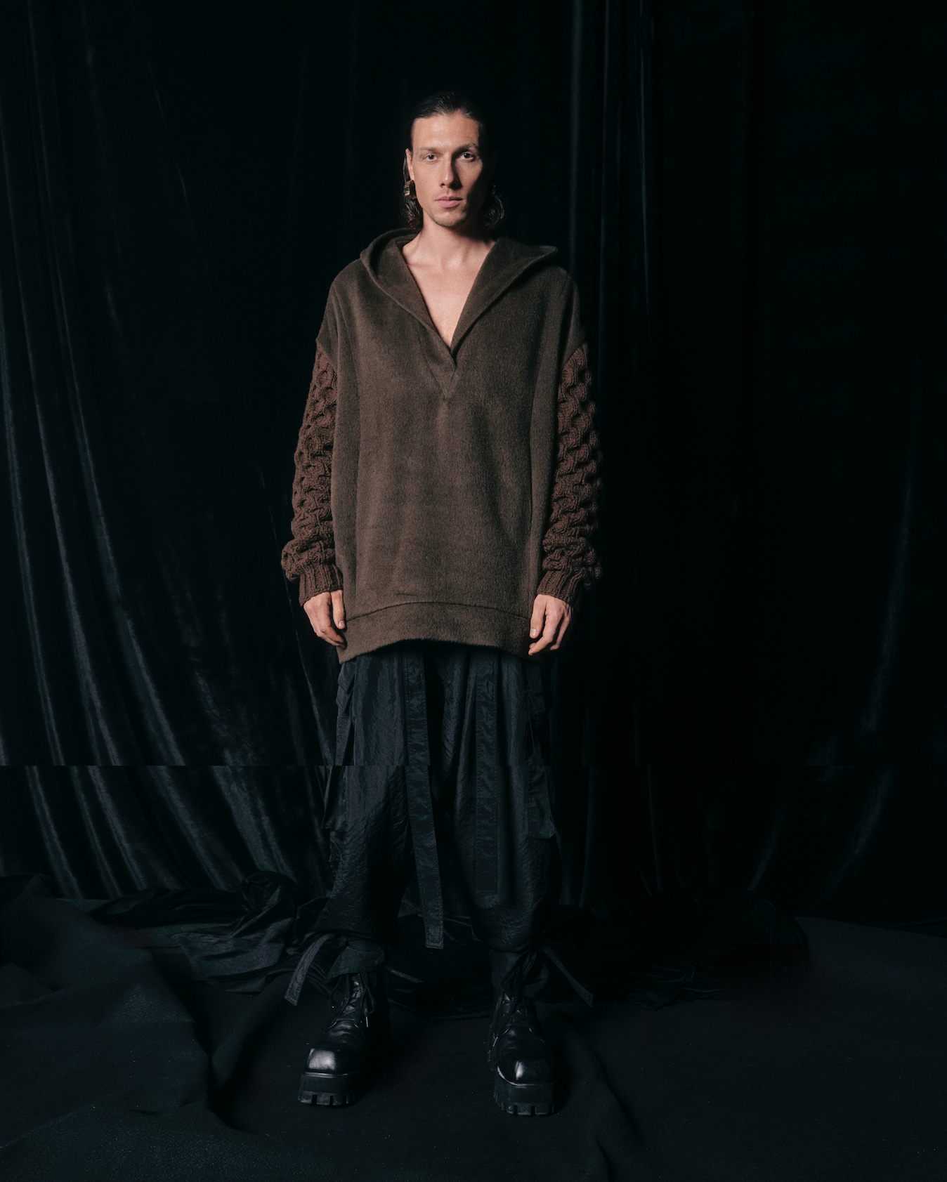 SWEATER WOOL HOOD