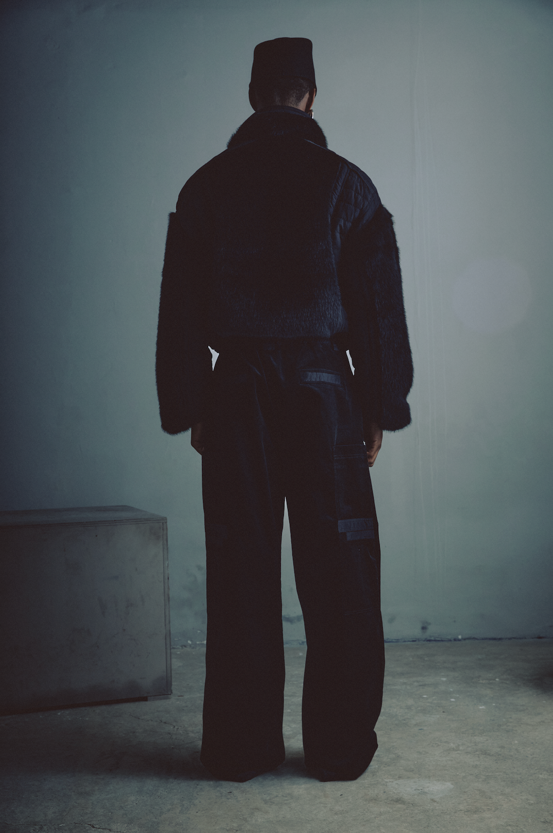CORDUROY BLACK PANT