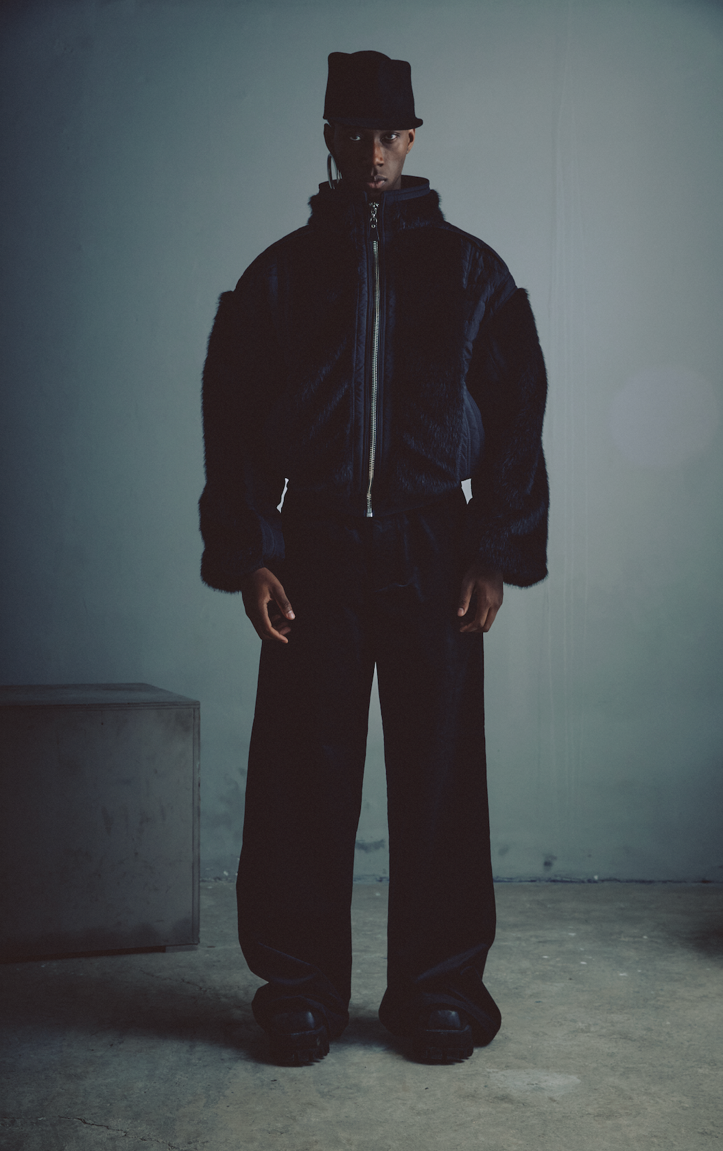 CORDUROY BLACK PANT