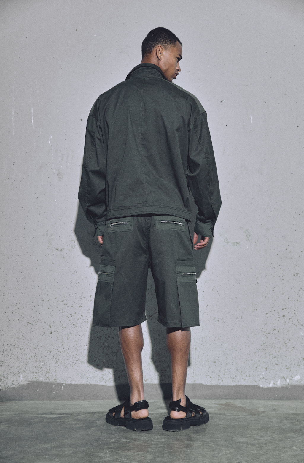 SHORT VERANO ZIPPER